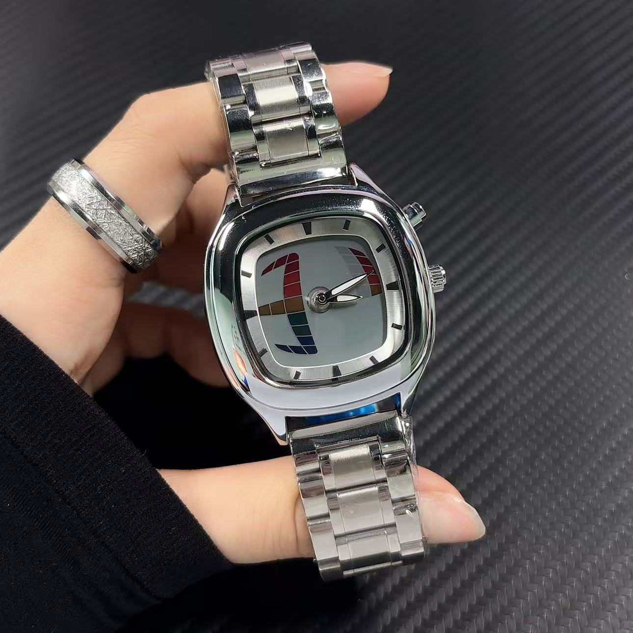 밀레니엄 레트로 스타일 남성용 시계 쿼츠 시계 30m  - Vintage Digital Watch 리뷰 및 가격